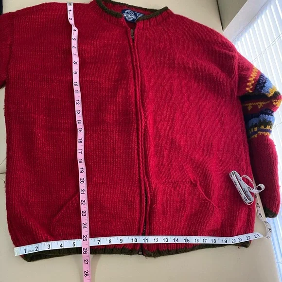 🎉HP🎉 Handmade 100% wool sweater - Picture 5 of 9